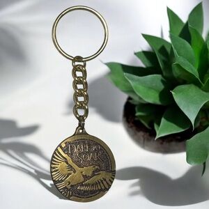 🆕🎁Solid Brass Medallion Keychain with Engraved Soaring Eagle